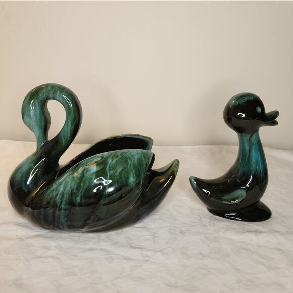 Blue Mountain Pottery Swan & Duck Set - Picture 3 of 7